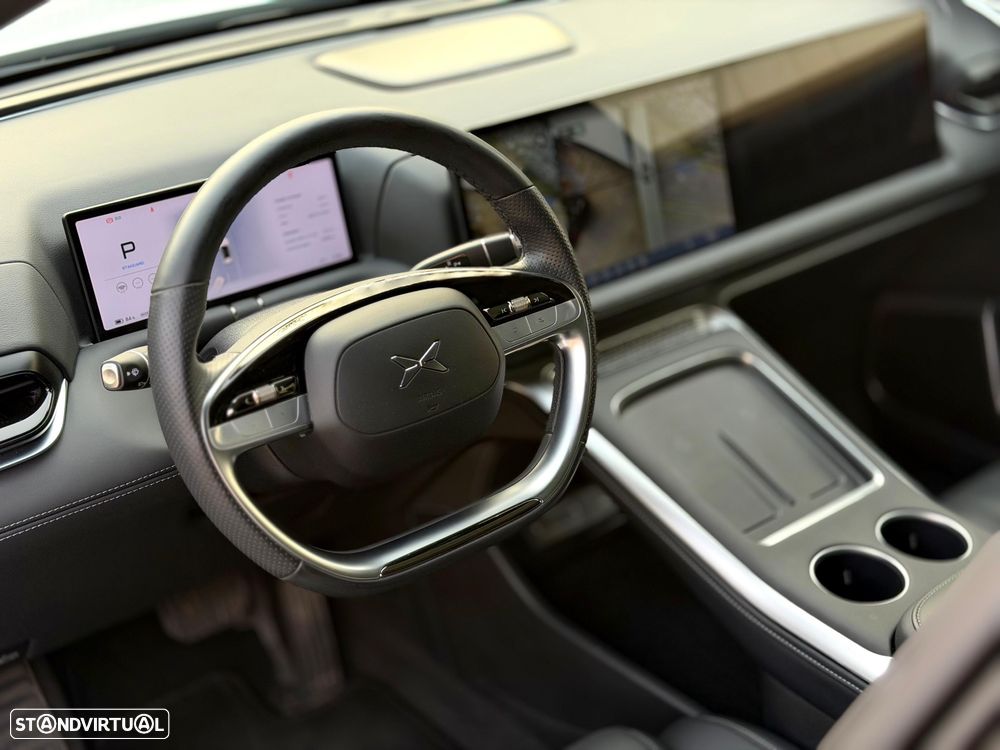 Xpeng G9 98 kWh Long Range - 43