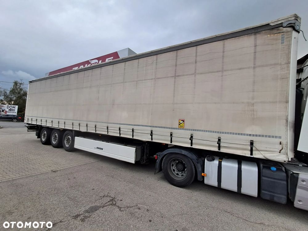 Krone SD STANDARD, DWIE OSIE PODNOSZONE - 2