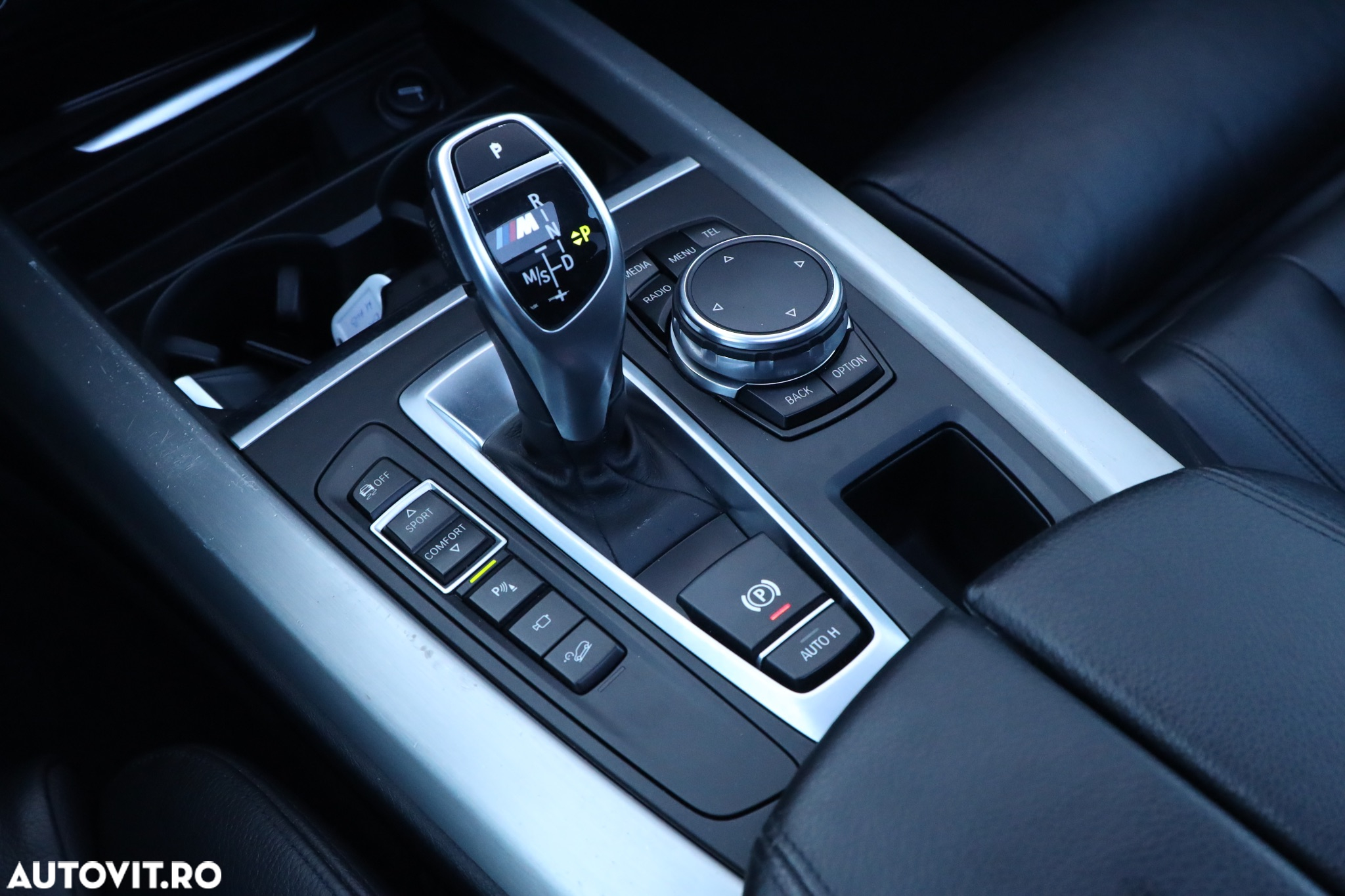 BMW X5 M M50d - 25