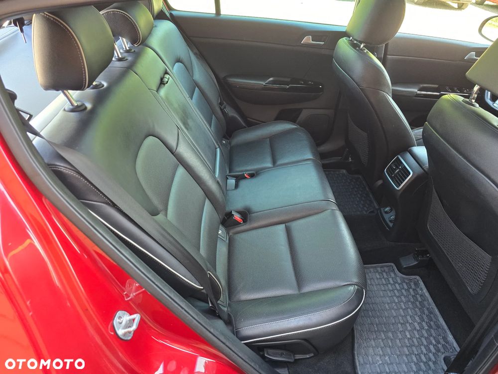 Kia Sportage 2,0 CRDI AWD GT Line - 28