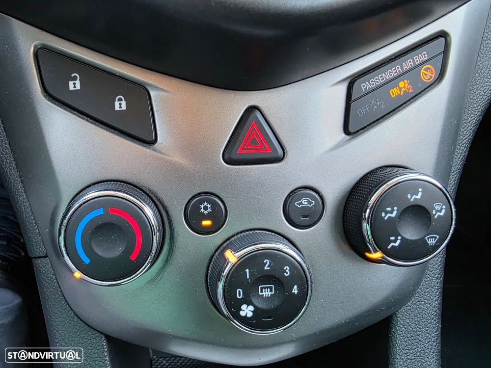 Chevrolet Aveo 1.3 VCDi LTZ - 19