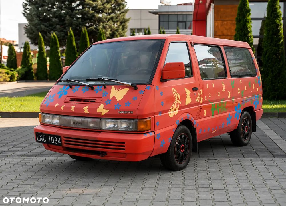 Nissan Vanette - 2