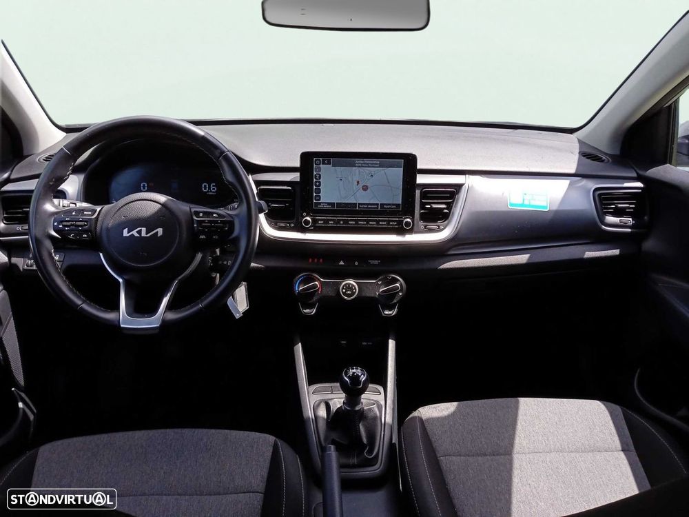 Kia Stonic - 18