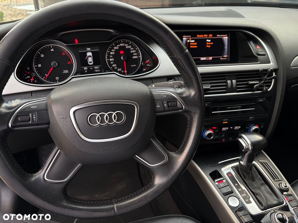 Audi A4 Limousine 2.0 TDI DPF multitronic S line Sportpaket - 10