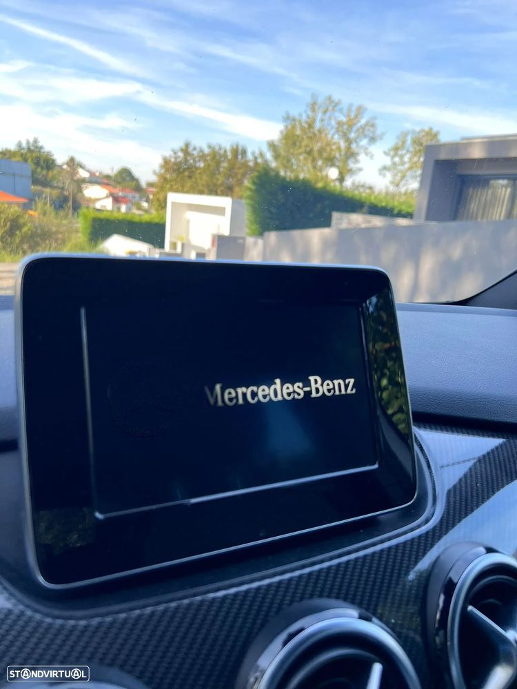 Mercedes-Benz B 220 (CDI) d 4Matic 7G-DCT AMG Line - 3