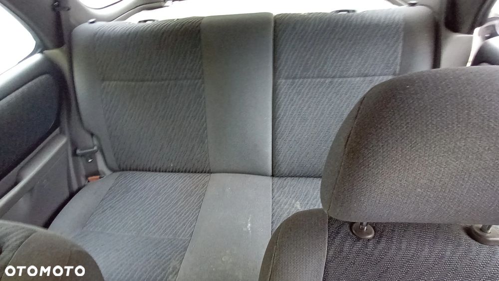 Subaru Impreza SW 2.0 RX 4x4 - 13