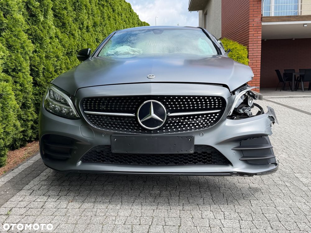 Mercedes-Benz Klasa C 200 4Matic 9G-TRONIC AMG Line - 7