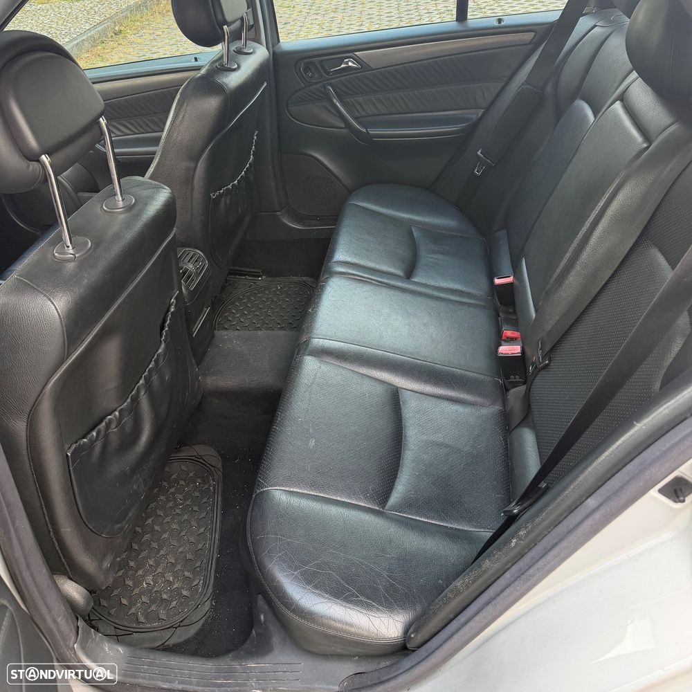 Mercedes-Benz C 220 CDi Avantgarde - 8