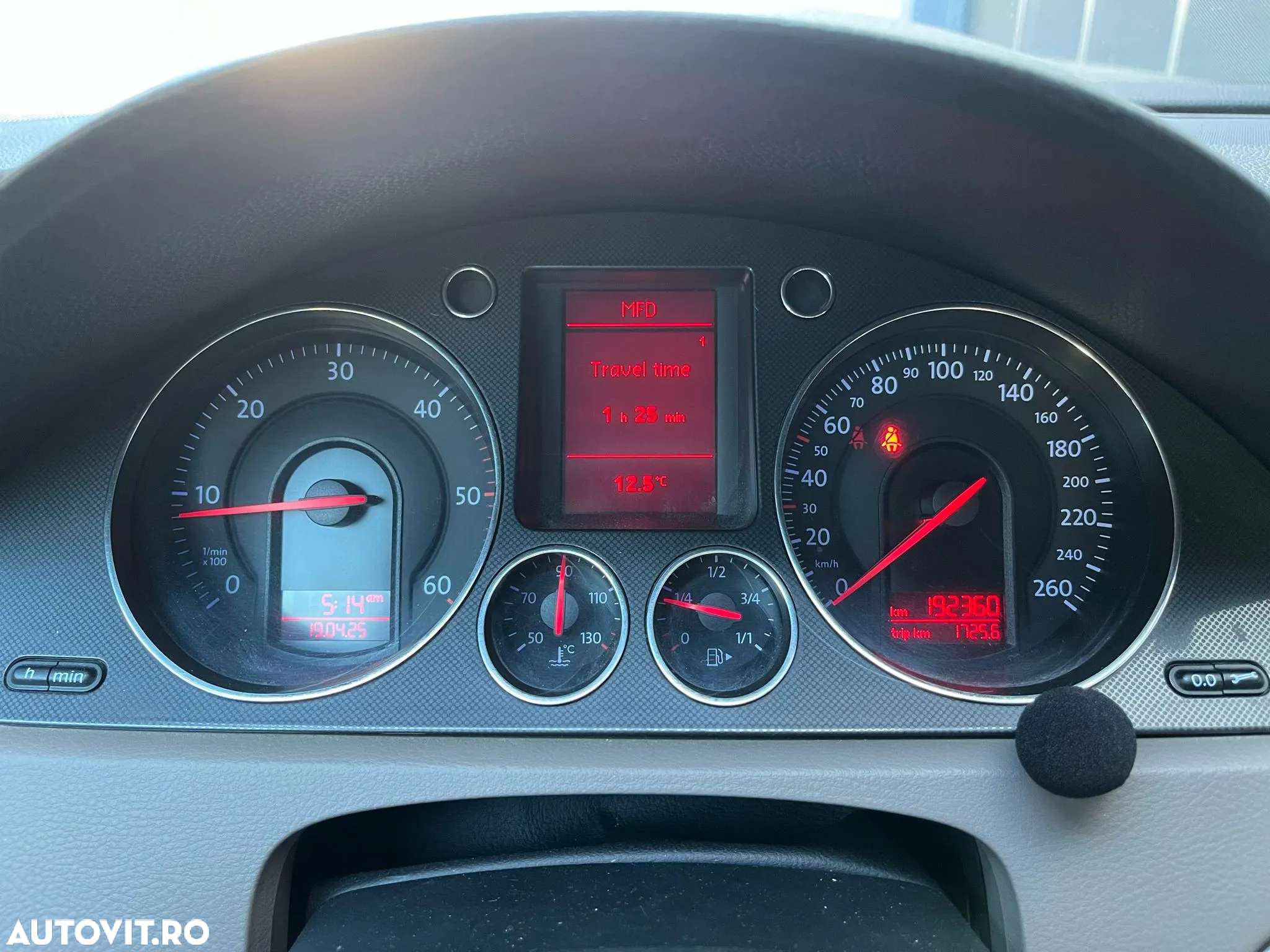 Volkswagen Passat - 19