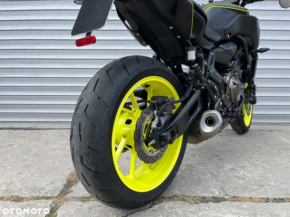 Yamaha MT - 17
