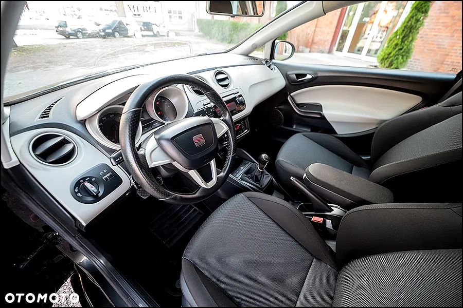 Seat Ibiza SC 1.4 16V Sport - 15