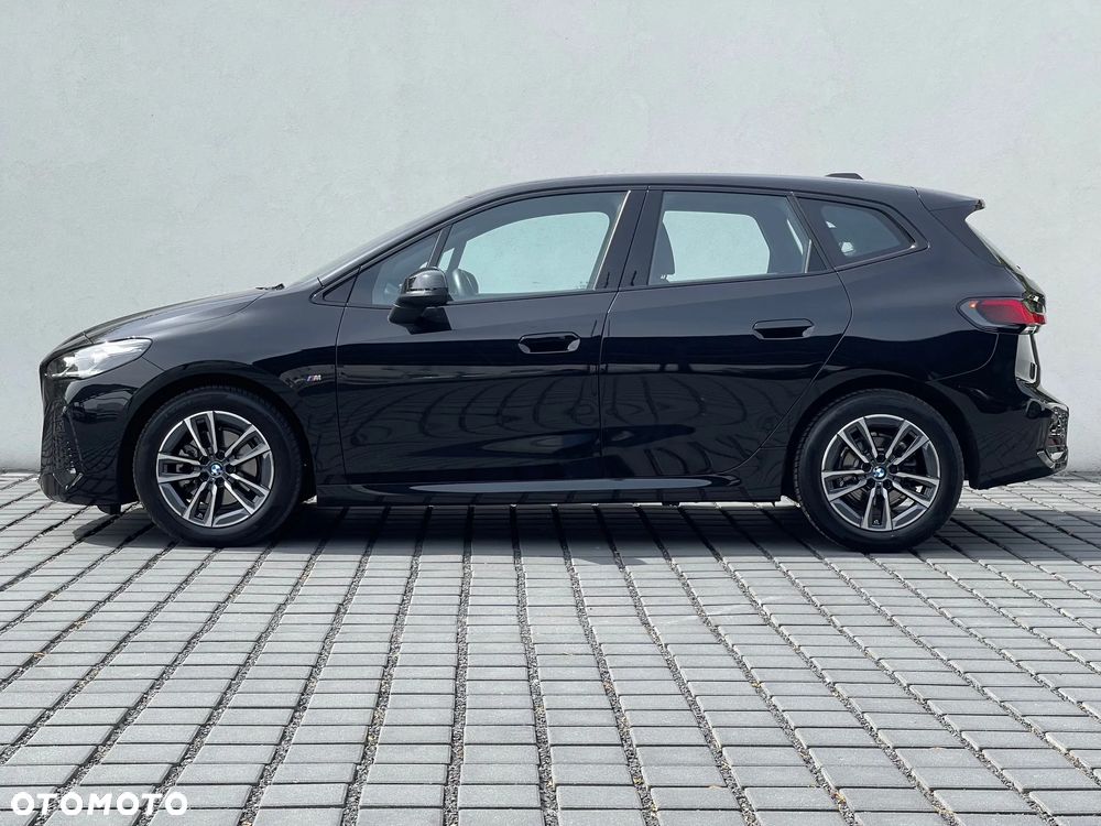 BMW 218I 2023 photo 2