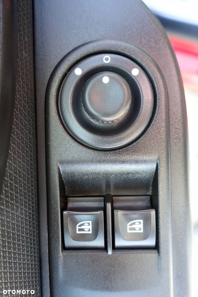Renault Clio Energy dCi 75 Business - 22