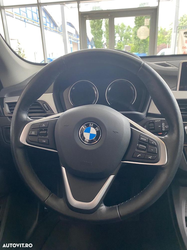 BMW X1 sDrive18d AT - 10