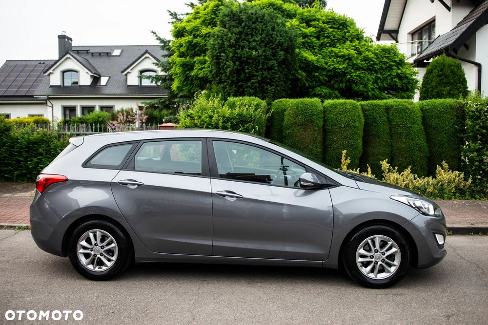 Hyundai i30 1.6 GDI Premium - 4