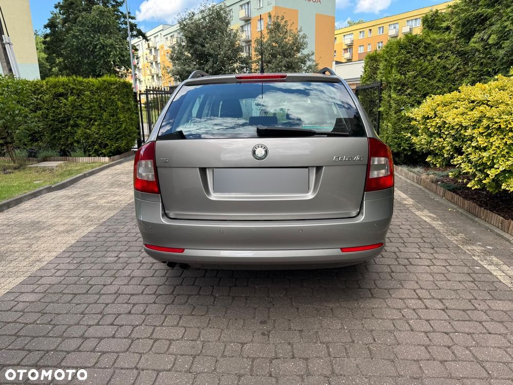 Skoda Octavia 1.4 TSI Ambition - 4