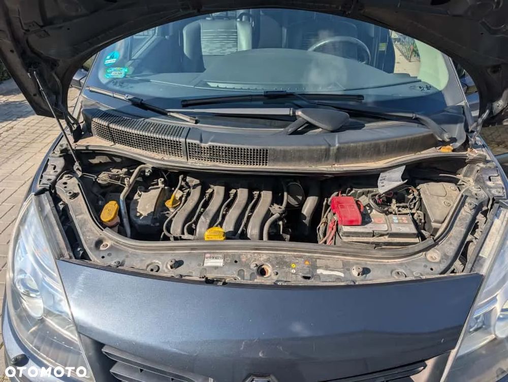 Renault Scenic 1.6 16V Expression - 18