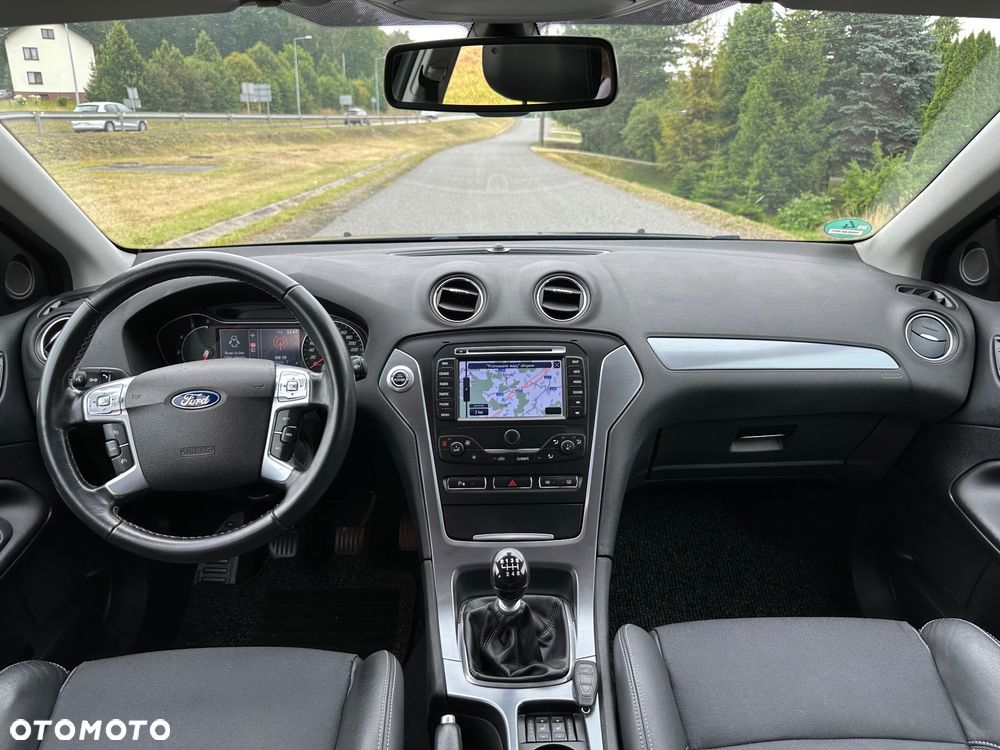 Ford Mondeo 2.0 TDCi Titanium X - 16