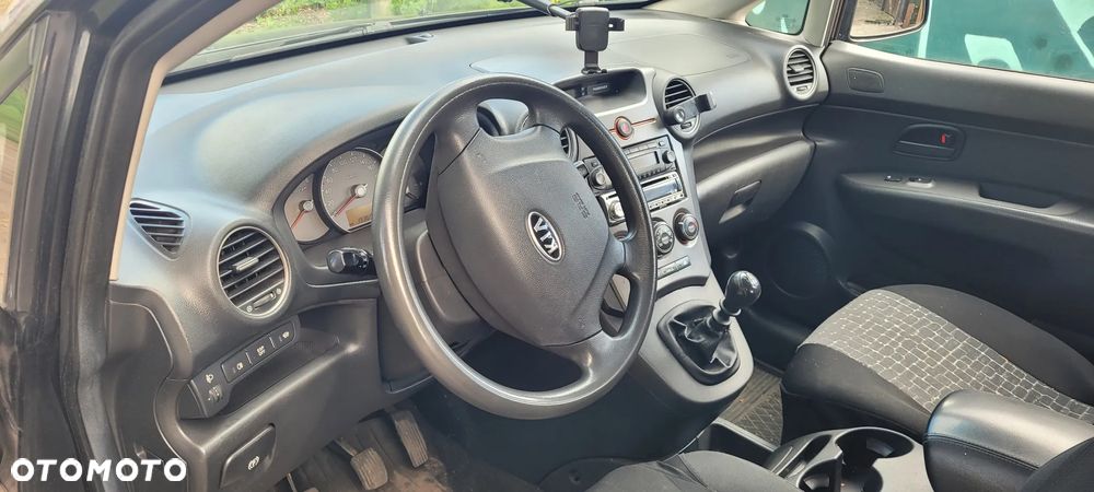 Kia Carens 2.0 CRDi Tour - 7