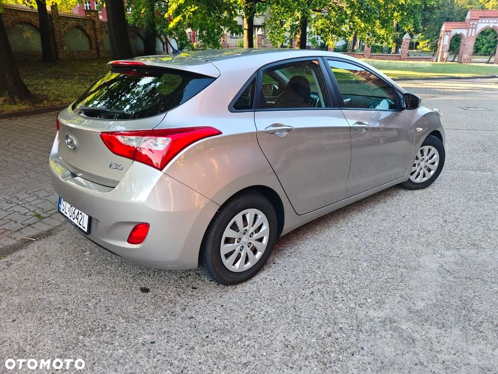 Hyundai i30 1.4 Passion - 3