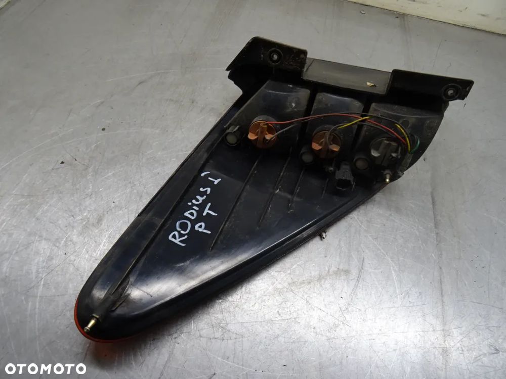 SSANGYONG RODIUS I 04-07 LAMPA PRAWY TYŁ TYLNA - 15