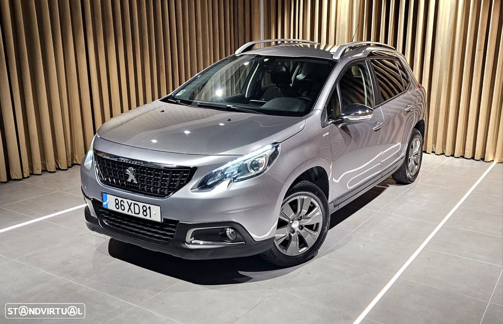 Peugeot 2008 1.2 PureTech Style - 1