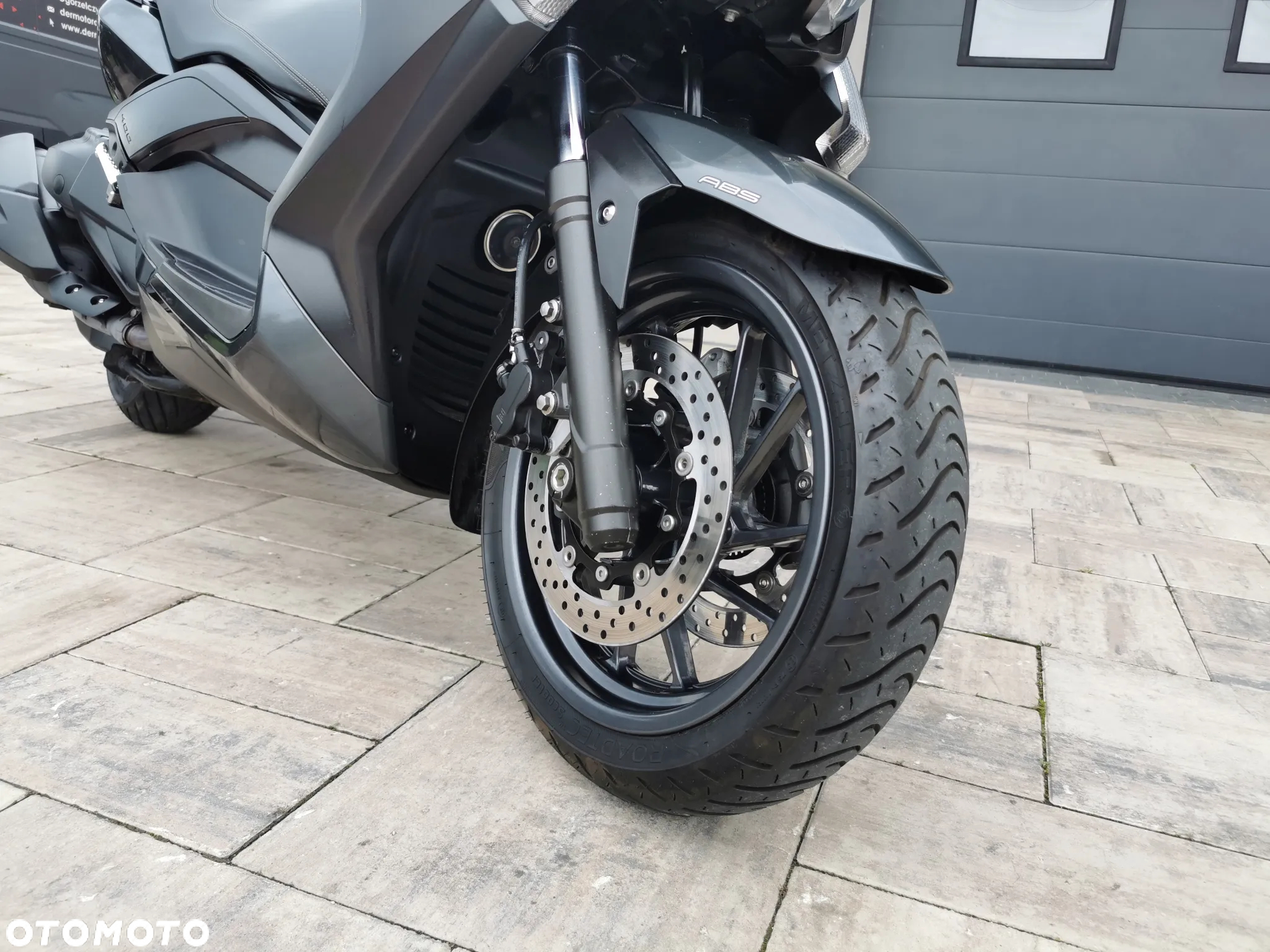 Yamaha X-max - 17