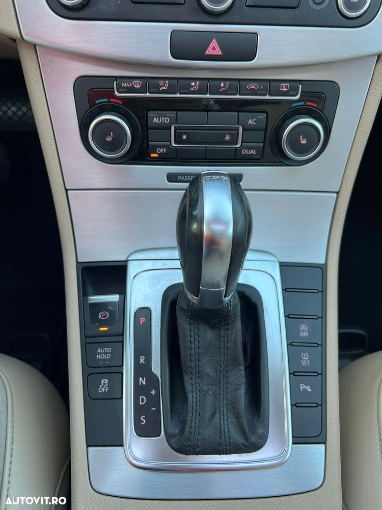 Volkswagen Passat 2.0 Blue TDI DSG SCR Highline - 8