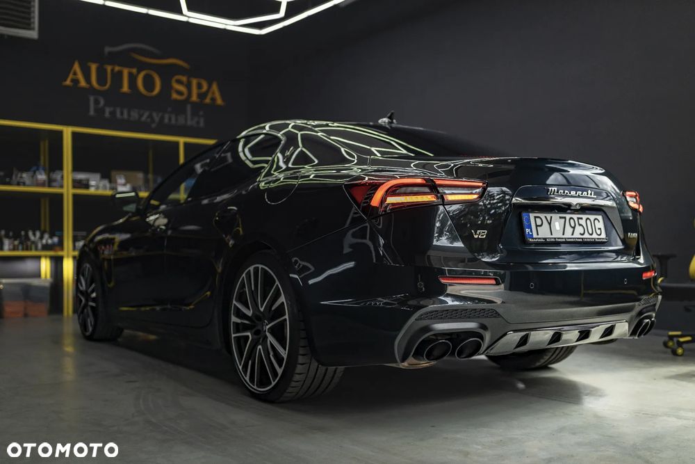 Maserati Ghibli Trofeo - 20