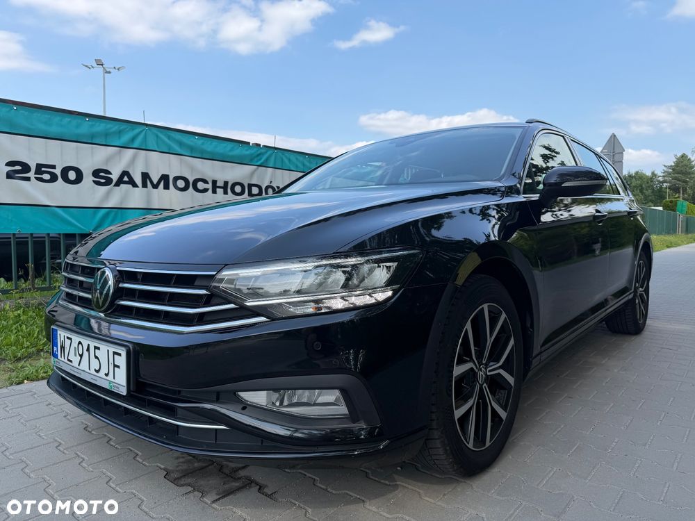 Volkswagen Passat 1.5 TSI EVO Business DSG - 1