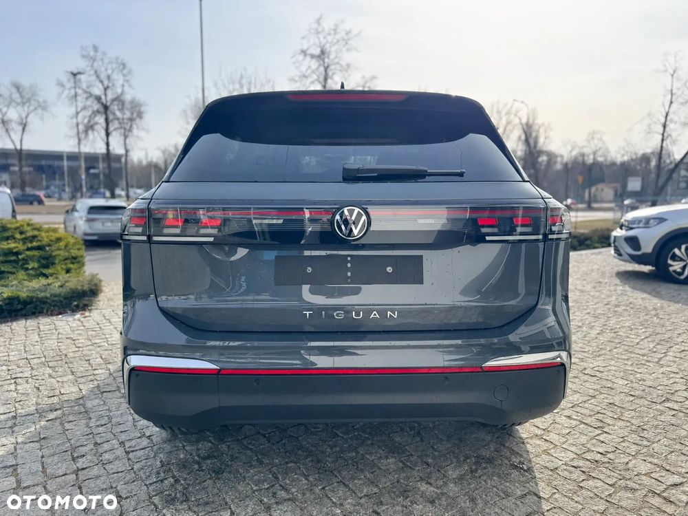 Volkswagen Tiguan 1.5 eTSI Elegance DSG - 9