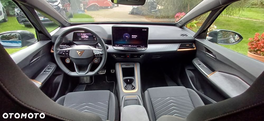 Cupra Born 77kWh E-Boost Advantage Edition - 32