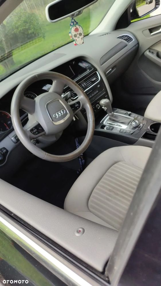 Audi A4 - 4