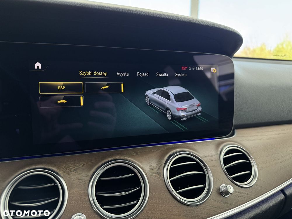 Mercedes-Benz Klasa E 220 d 4-Matic Avantgarde - 34