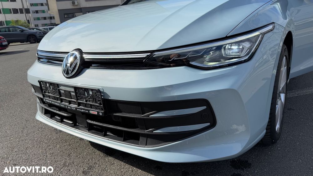 Volkswagen Golf 1.5 eTSI DSG MHEV Advanced - 17