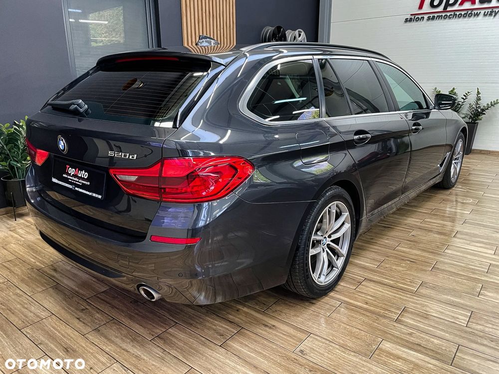 BMW Seria 5 520d - 8