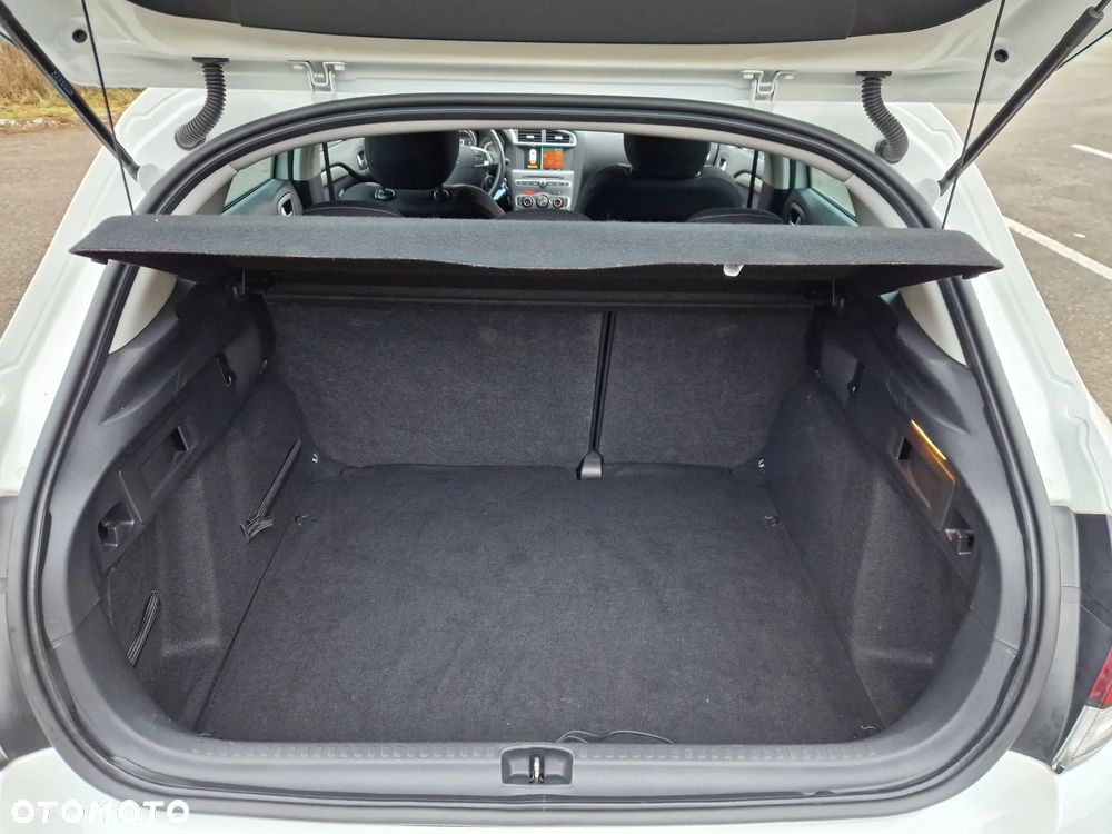 Citroën C4 BlueHDi 100 Business Class - 16