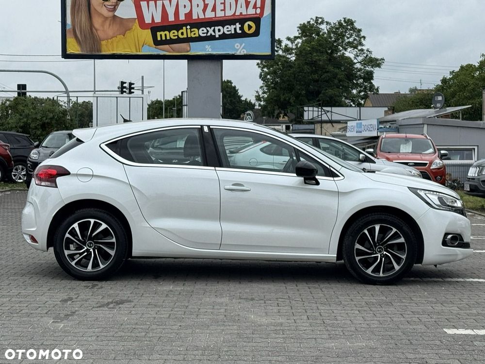 DS Automobiles DS 4 - 12