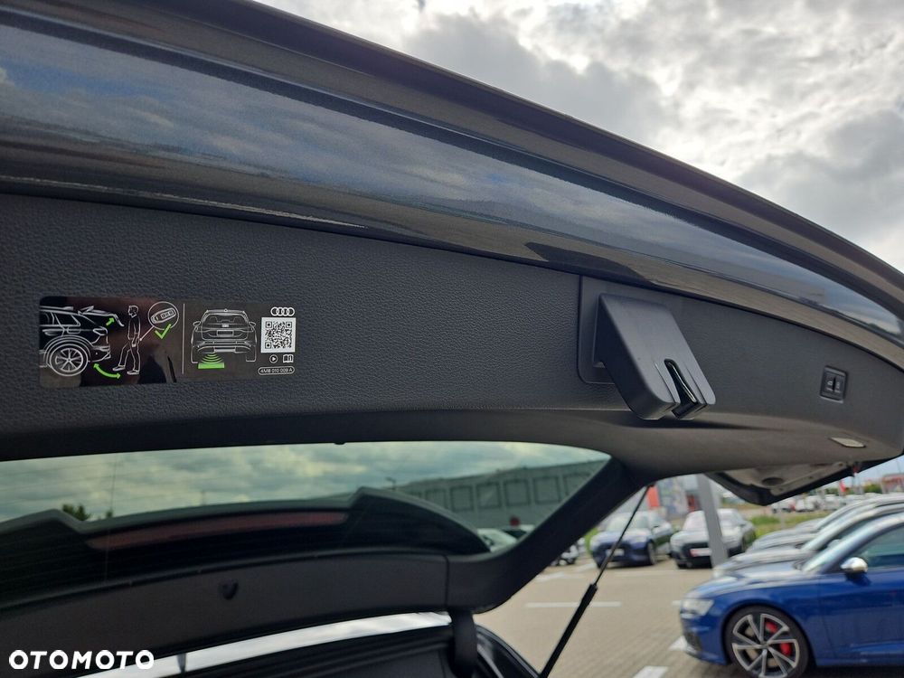 Audi Q7 TDI mHEV 210 kW Quattro S Line Tiptr - 12