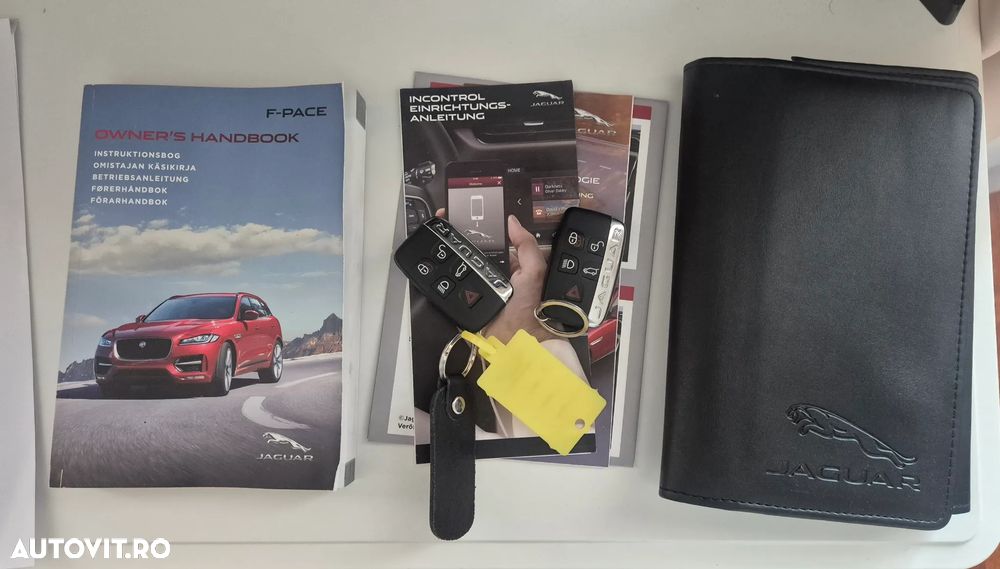 Jaguar F-Pace 30d AWD R-Sport - 13