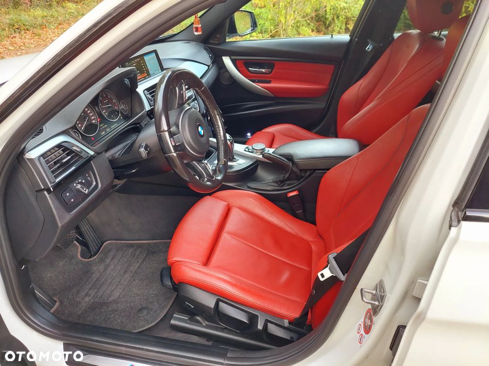 BMW Seria 3 335d xDrive Edition M Sport Shadow - 13