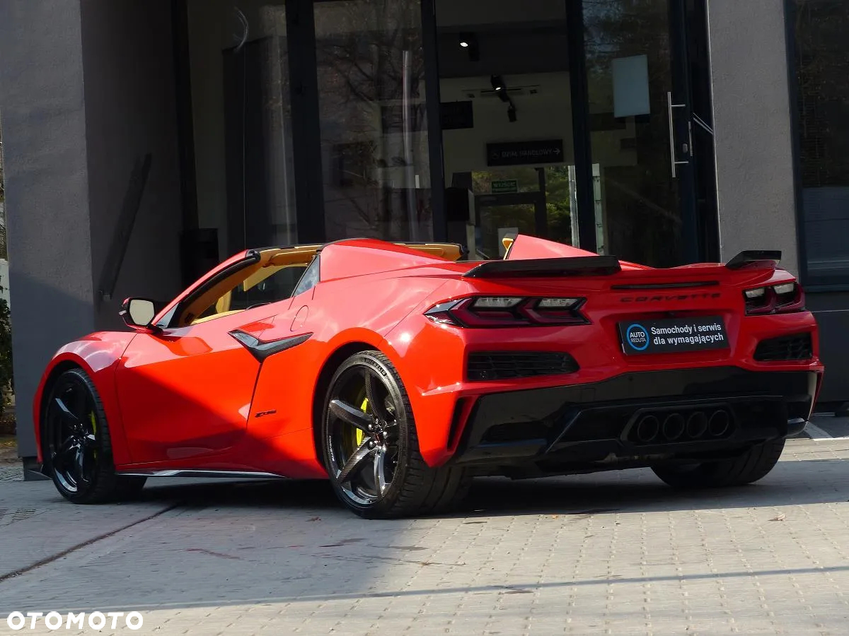Chevrolet Corvette - 7