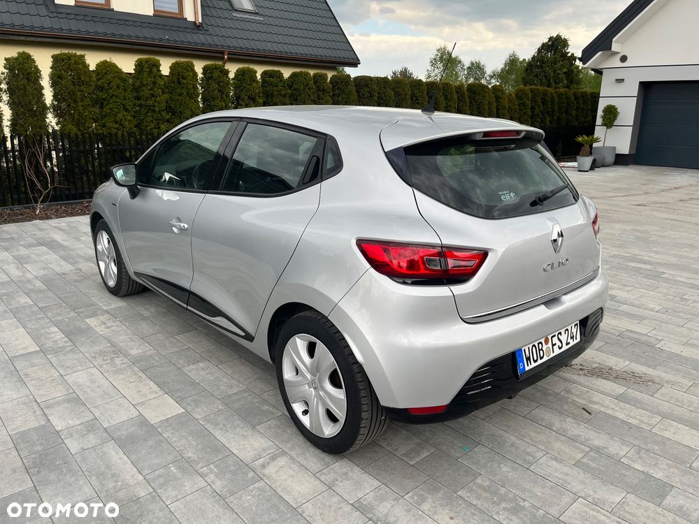 Renault Clio 1.2 16V Limited - 5