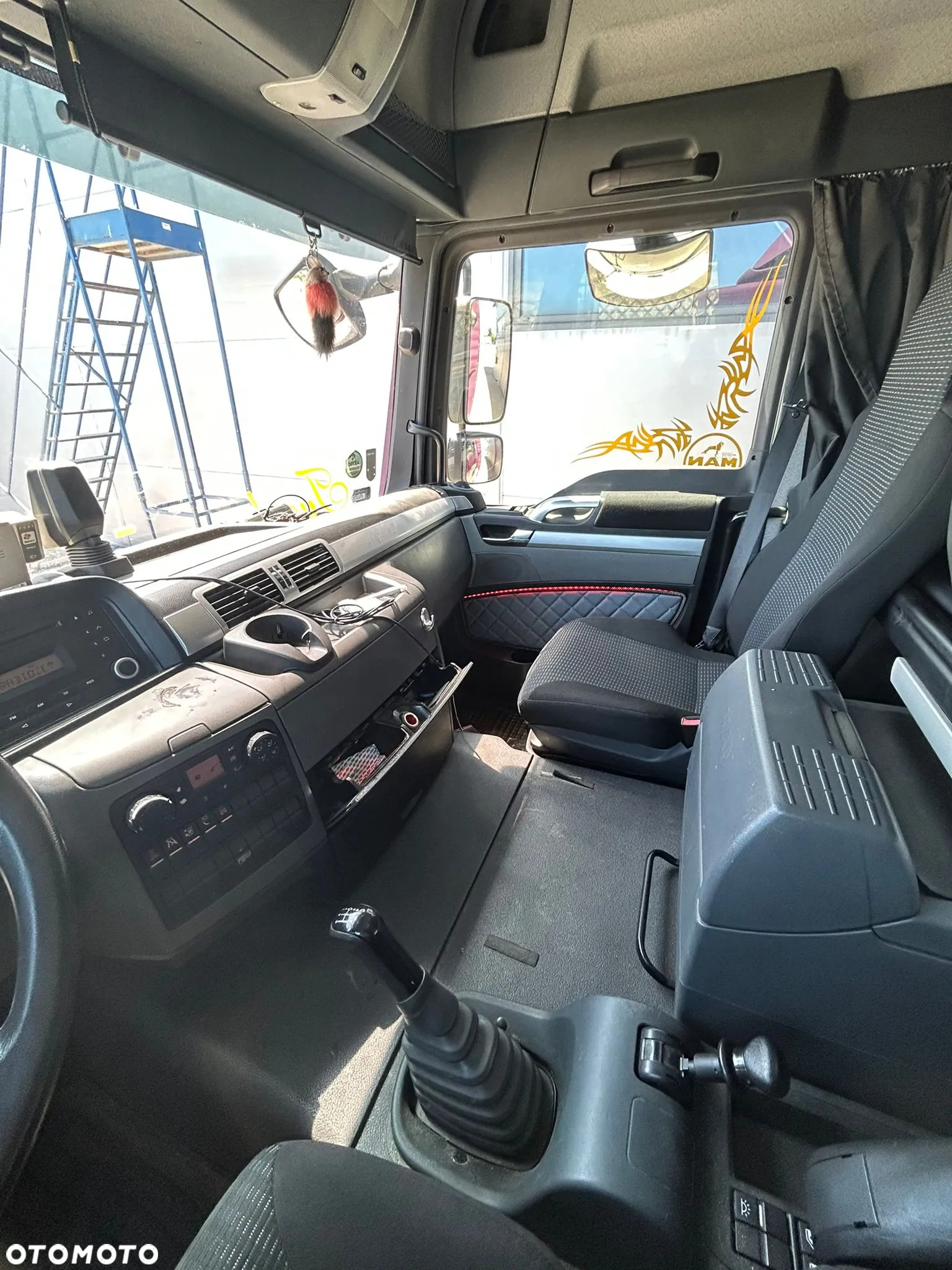 MAN TGL 12.250 - 10