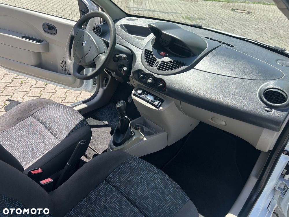 Renault Twingo 1.2 8V Access - 17