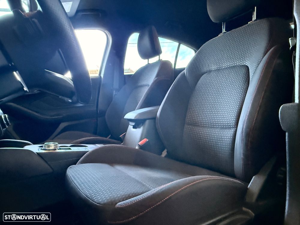 Ford Focus 1.0 EcoBoost ST-Line Aut. - 45