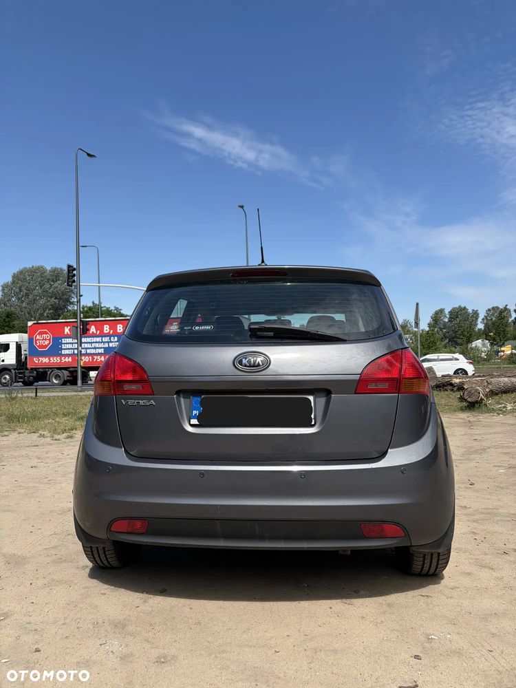 Kia Venga 1.6 M - 5