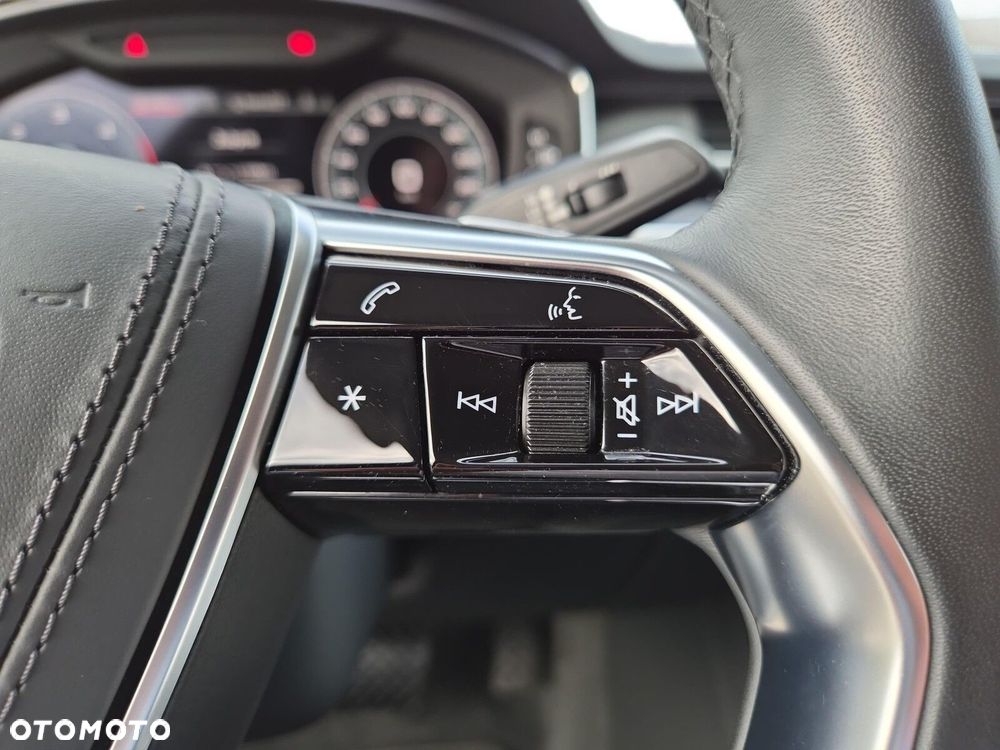 Audi A8 - 18