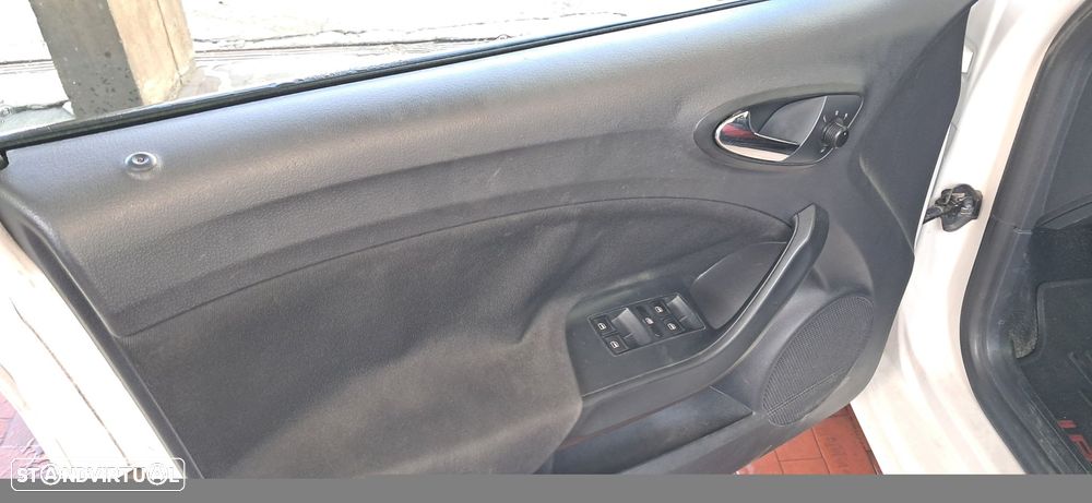 SEAT Ibiza 1.2 TSi FR 30 Anos - 4