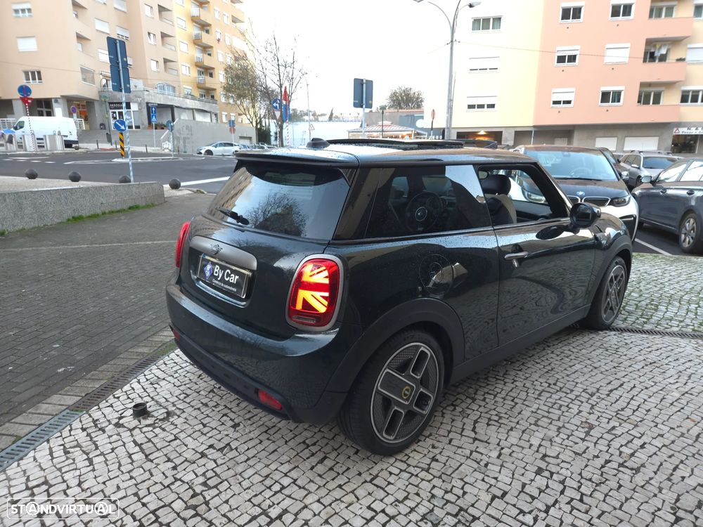 MINI 3 Portas Cooper SE Premium Extra Resolute Edition - 26